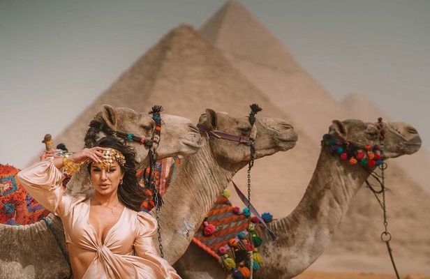 Private Tour in Giza Pyramids, Saqqara & Memphis and Sphinx