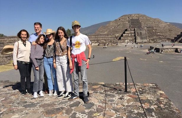 Teotihuacan Pyramid Half Day Tour from Mexico City