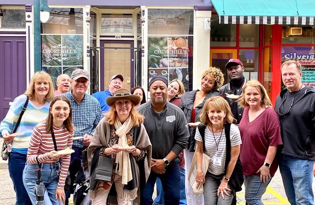 Cincinnati Streetcar Food Tour With Findlay Market 