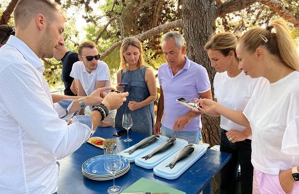 Private Fresh Fish Tasting Academy in Slovenia