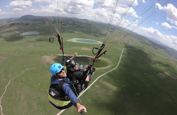 Tandem Paragliding in Durmitor National Park