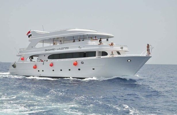 Snorkeling Day White Island & Ras Mohamed With Top VIP yacht