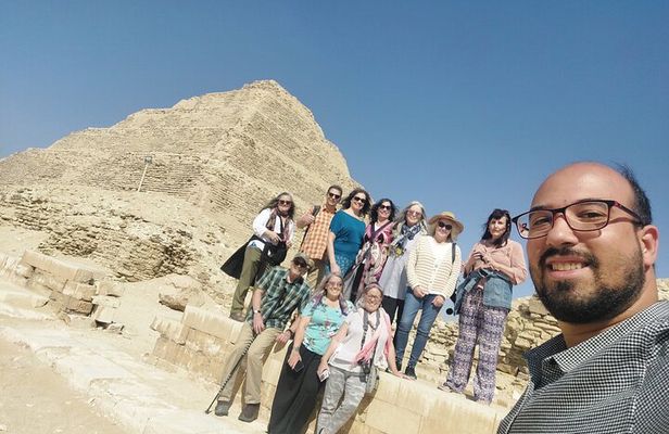 Private Day Tour to Giza Pyramids , Saqqara and Memphis