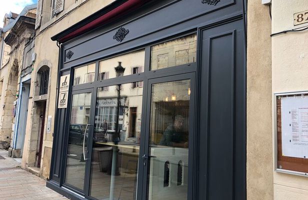 Cheese and Wine Pairing 1-Hour Session in Dijon