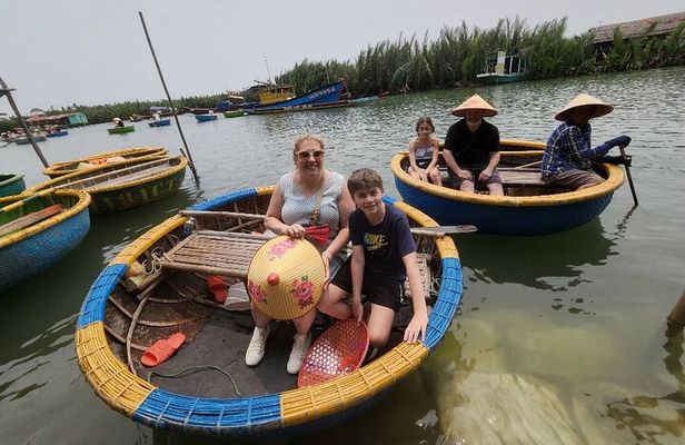 Bamboo Basket Boat Ride &Hoi An Ancient City Walking Private Tour