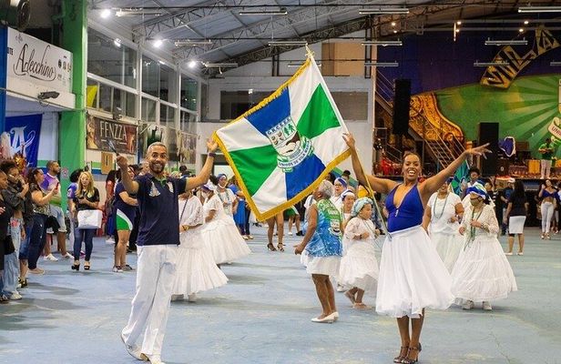 São Paulo Carnaval Rehearsal: Samba School, Culture, Traditional Music & Dancing