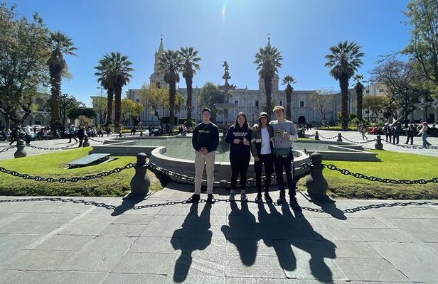 Airport pick up and City Tour (PRIVATE TOUR)