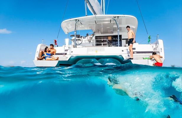 Catamaran Day & Sunset Cruises with meals Drinks and transportation