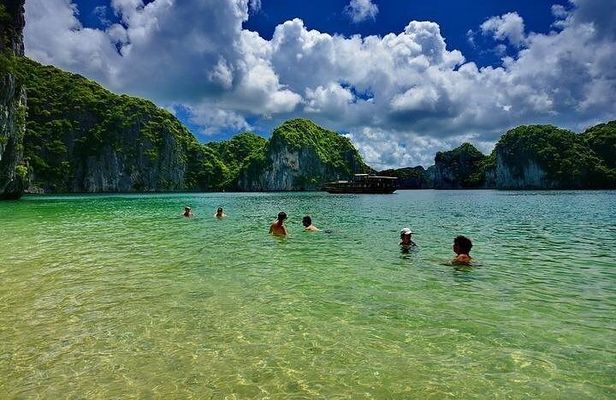 Top 1 Ha Long-Lan Ha Bay Luxury 5 Star Cruises & Balcony Cabin