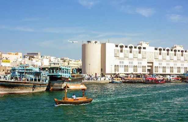 Private Walking Tour in Dubai’s Hidden Gems and City Highlights