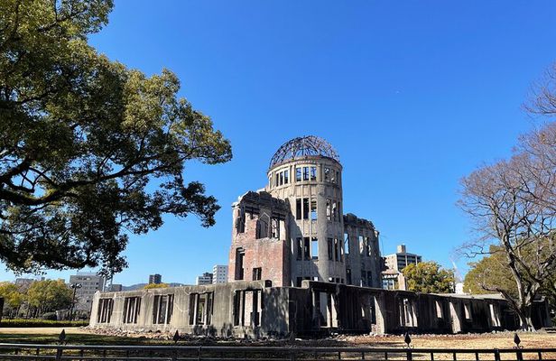 Full-Day Private Guided Tour in Hiroshima