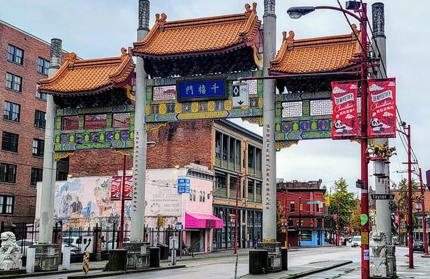 Vancouver 7 hours Airport Layover (MAKE THE MOST) CityTour Private