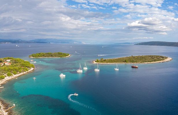 Blue Lagoon and Šolta Island Private Speedboat Tour