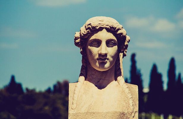 Private Walking Tour Women in Ancient Greece