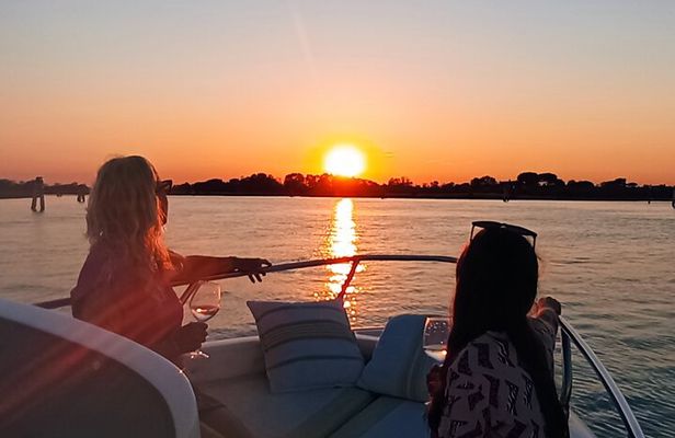 Private Boat Tour to Murano, Burano and Torcello