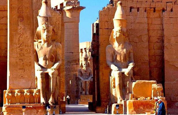 Full-Day Luxor Tour of the East and West Banks with Lunch