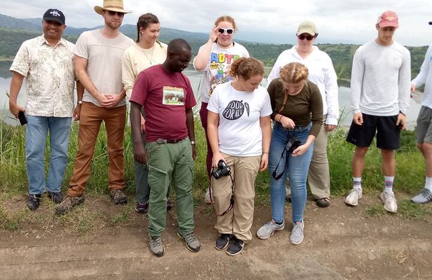 Private 3-Day Tour in Queen Elizabeth Park Safari