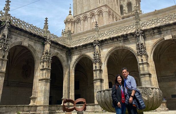 Santiago al Complete with tickets included