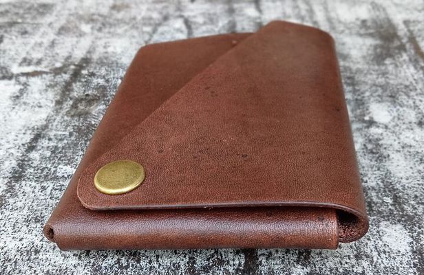 Bali Leather Craft Workshop - 6 hours ( canggu / seminyak)