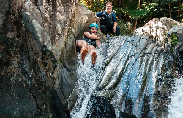 Two-in-One Day Trip: El Yunque and Bio Bay Tour with Transport 
