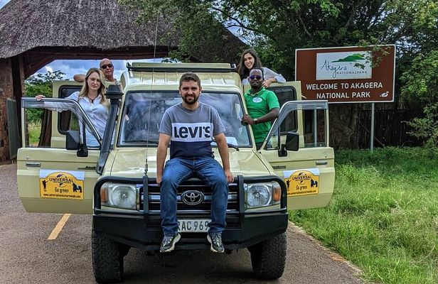 Private 1 Day Akagera Big Five Safari with pick up and lunch.