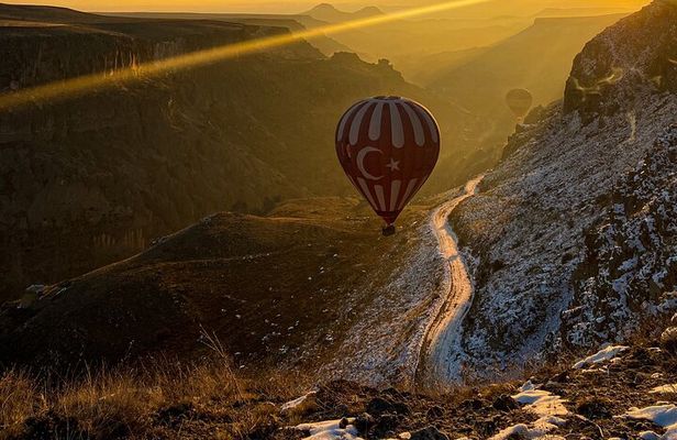Cappadocia Hot Air Balloon Sunrise ( Soganlı Valley )