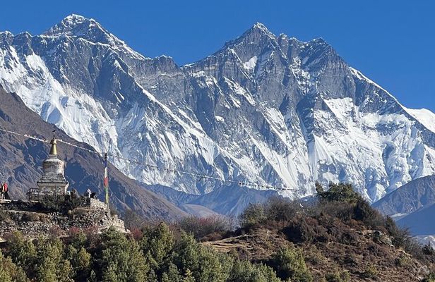 Private Multi Day Tour Everest Base Camp with Gokyo Lake Trek