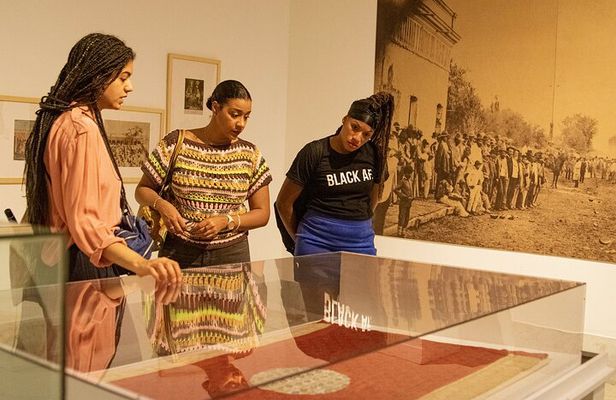 Private Afro-Argentine Heritage Walking Tour in Buenos Aires