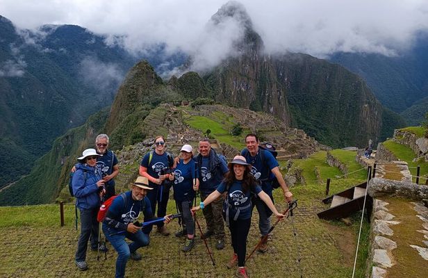 2 Day Tour Throughout the Short Inca Trail to Machu Picchu