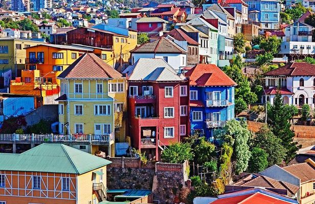 Private Visit Valparaiso, Viña Del Mar & winery From Santiago