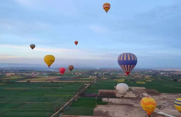 2 Days Tour to Luxor from Hurghada with Hot Air Balloon 