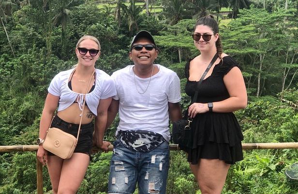Ubud sightseeing with highlight swing activity