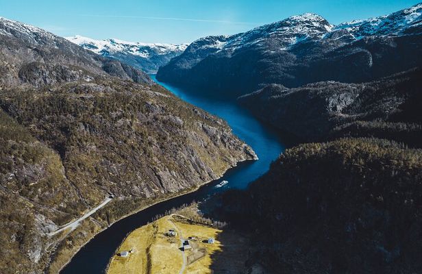 Mostraumen Fjord Cruise
