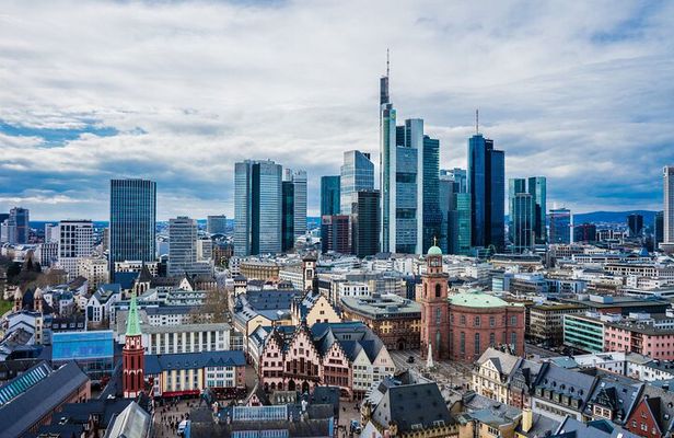 Frankfurt : Private Walking Tour With A Guide ( Private Tour )