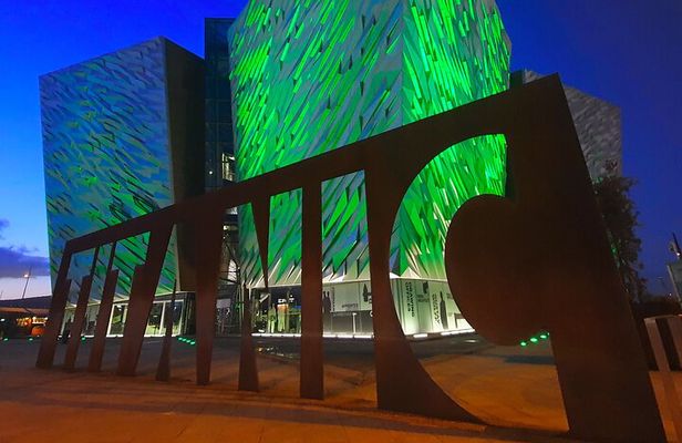 Belfast Titanic Museum and Sighseeing Tour