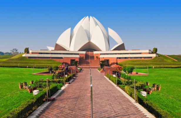 Full-Day Private Tour at Old & New Delhi