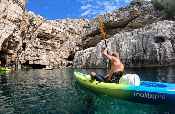 Pula: Sea Cave Kayak Tour with Snorkeling and Swimming