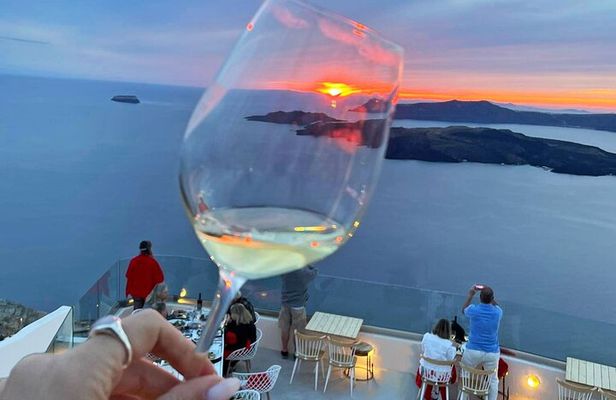 Private Santorini Wine Tour: 3 Wineries & Stunning Caldera Sunset