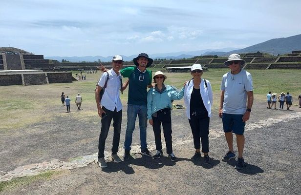 Private full tour to Teotihuacan and Basilica at your own pace