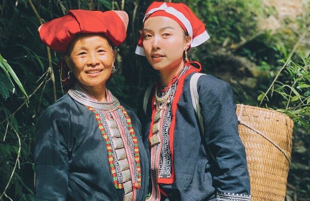 Folk Art Textile Workshop in Sapa