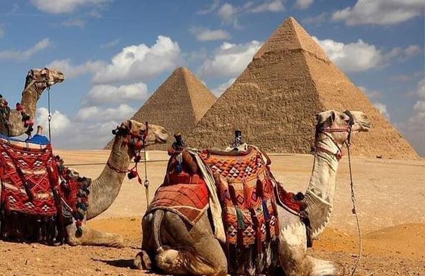 day tour to Giza pyramids& Saqqara & Memphis & Dahshour & lunch