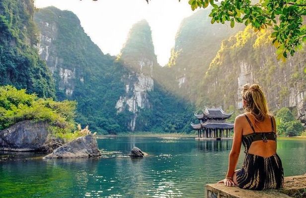 Explore Ninh Binh: Hoa Lu, Tam Coc & Mua Cave Day Trip from Hanoi