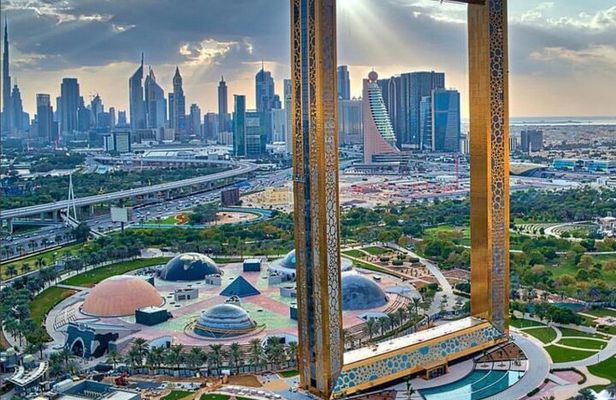 Dubai Frame Tour with Private Transfers