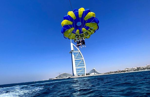 Parasailing in Dubai - Burj Al Arab View