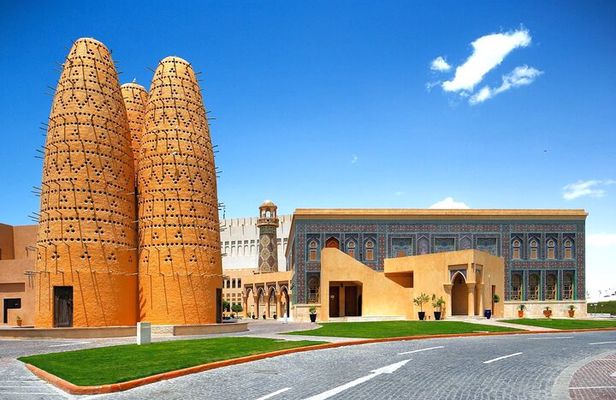 Doha City Tour: Souq Waqif, Katara, The Pearl, and Corniche