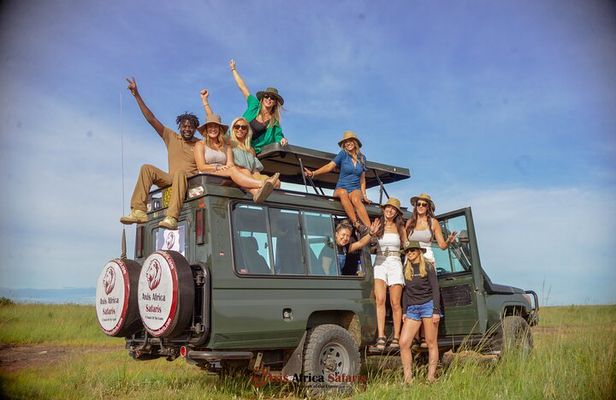 4 Days Safari Adventure Masai Mara and Nakuru Park Group