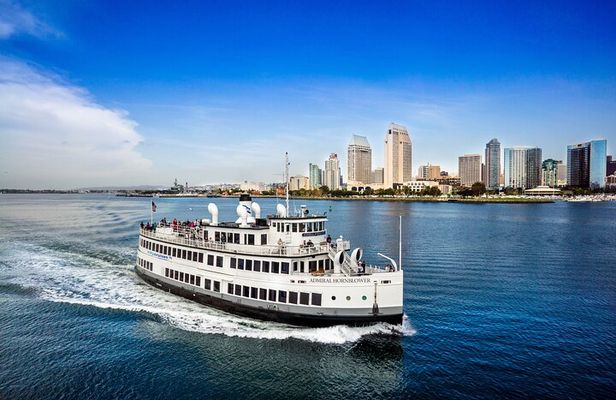 San Diego Dinner Cruise: Gourmet Meal & Starlit Skyline Views