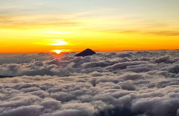 Ende/Maumere to Labuan Bajo Flores Overland Tour 7 Days Car Trip