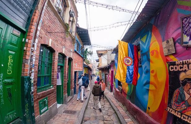 Private Tour of La Candelaria, The history of Bogotá