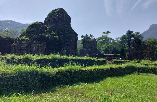 My Son Sanctuary Early Morning Private Tour with Breakfast